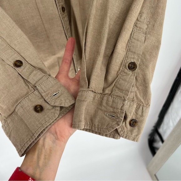 Carhartt Button Down Shirt - Picture 5 of 12